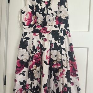 Elegant Floral Midi Dress in Pink and Black